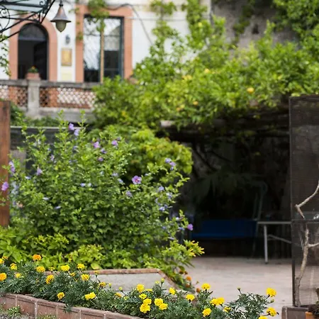 La Valle Delle Najadi * Vietri